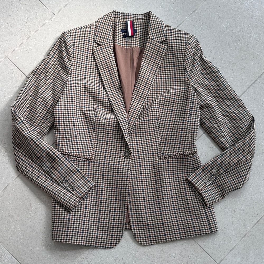 Tommy Hilfiger Women's Tan Checkered Blazer - Picture 2 of 5